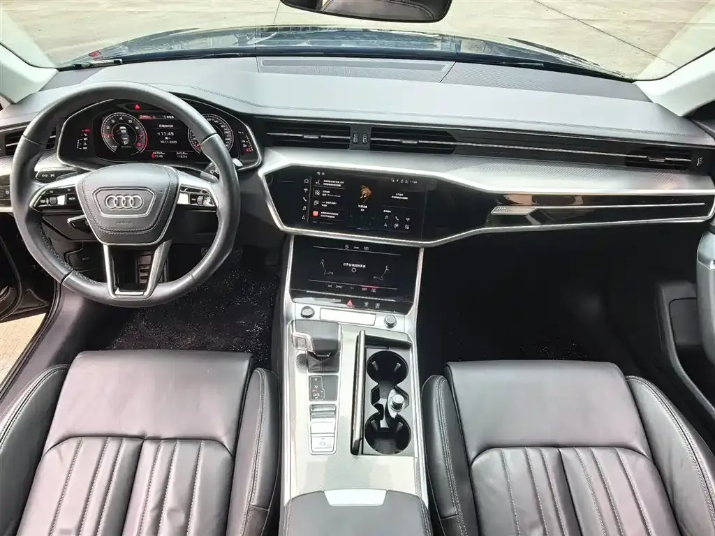 Audi A6L — фото 2