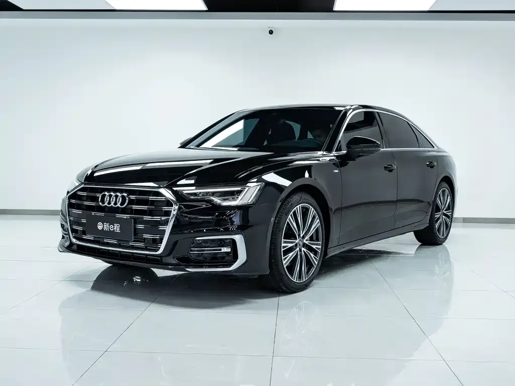 Audi A6L — фото 1