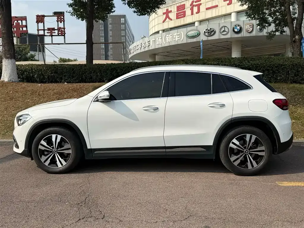 Mercedes-Benz GLA — фото 3