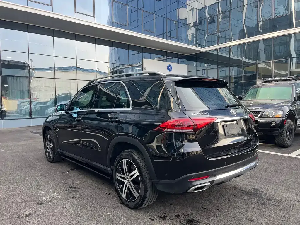 Mercedes-Benz GLE — фото 6