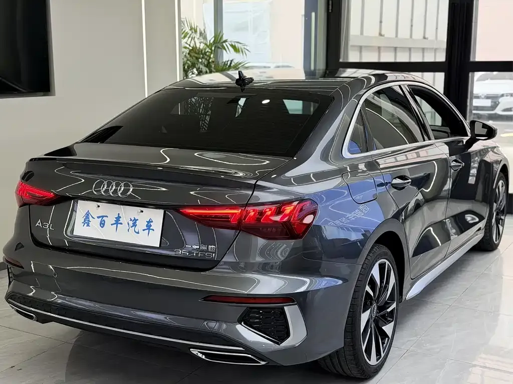 Audi A3 — фото 10