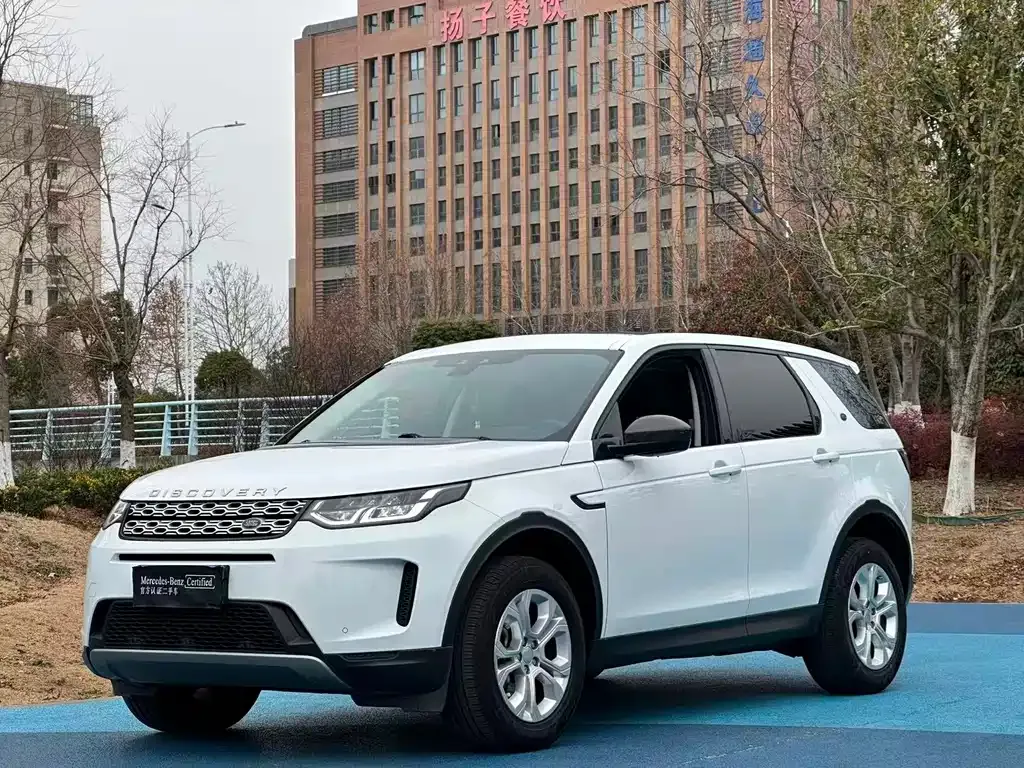 Land Rover Discovery Sport — фото 1