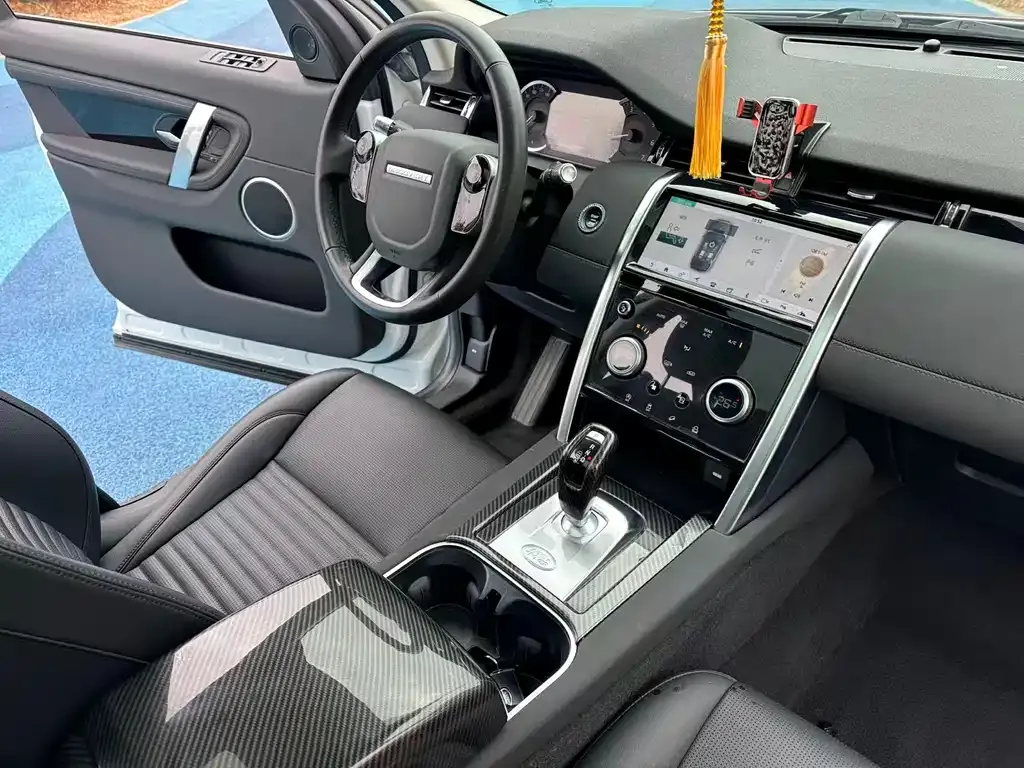 Land Rover Discovery Sport — фото 8