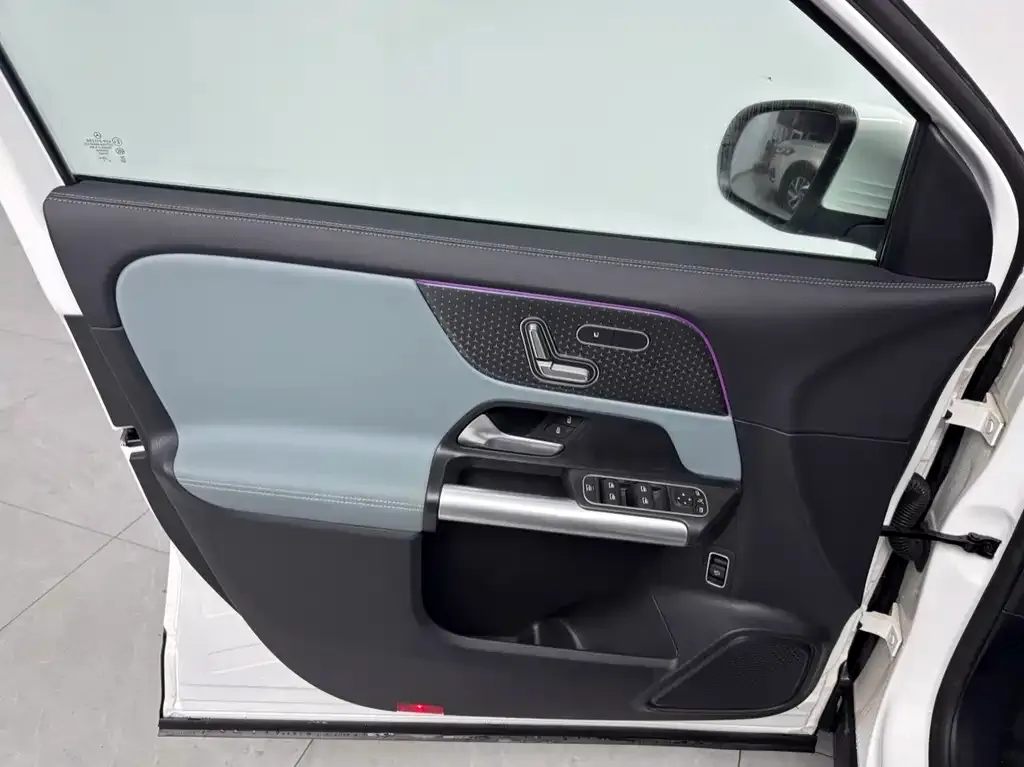 Mercedes-Benz EQA — фото 4