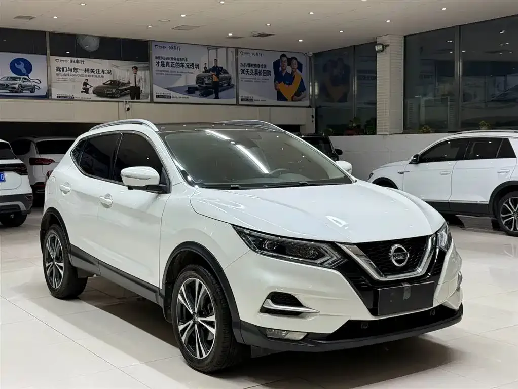 Nissan Qashqai — фото 8