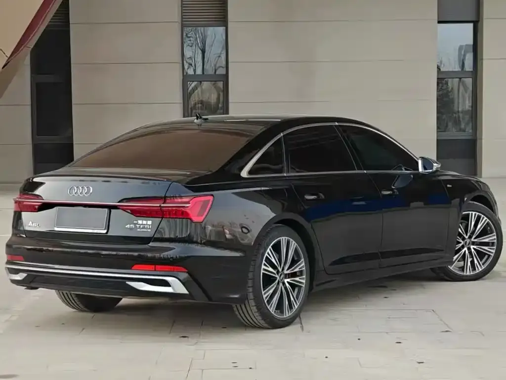 Audi A6L — фото 3