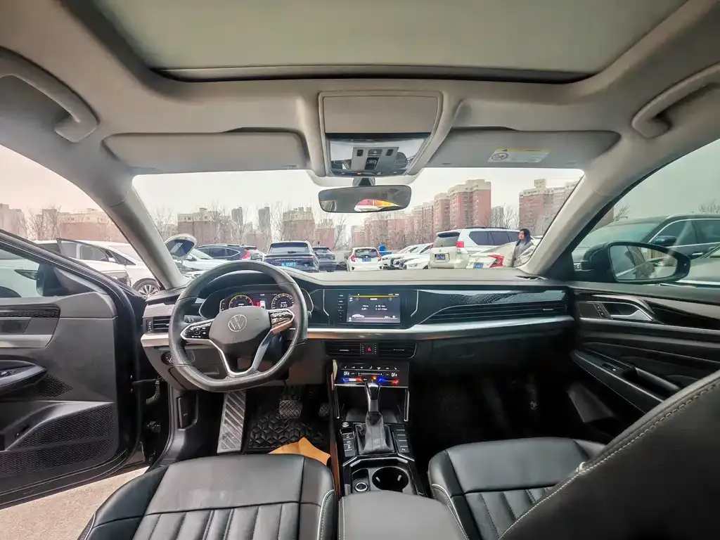 Volkswagen Passat — фото 4
