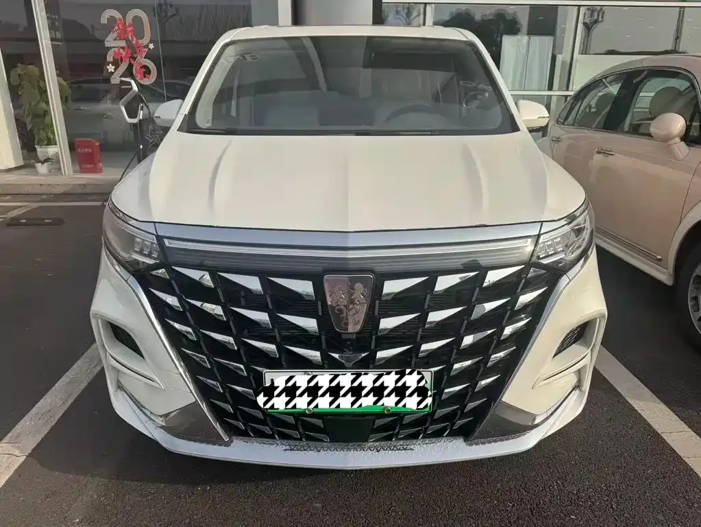 Roewe iMAX8 New Energy — фото 7