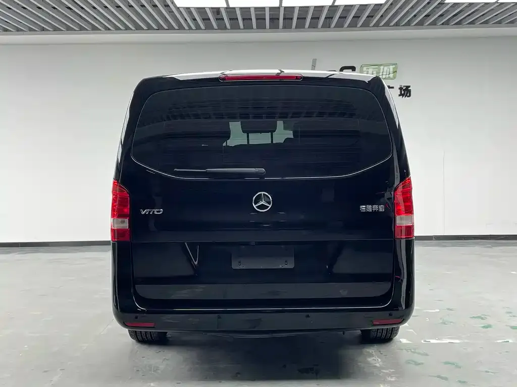 Mercedes-Benz Vito — фото 2