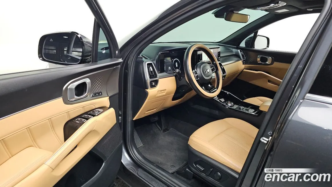 Kia Sorento — фото 10