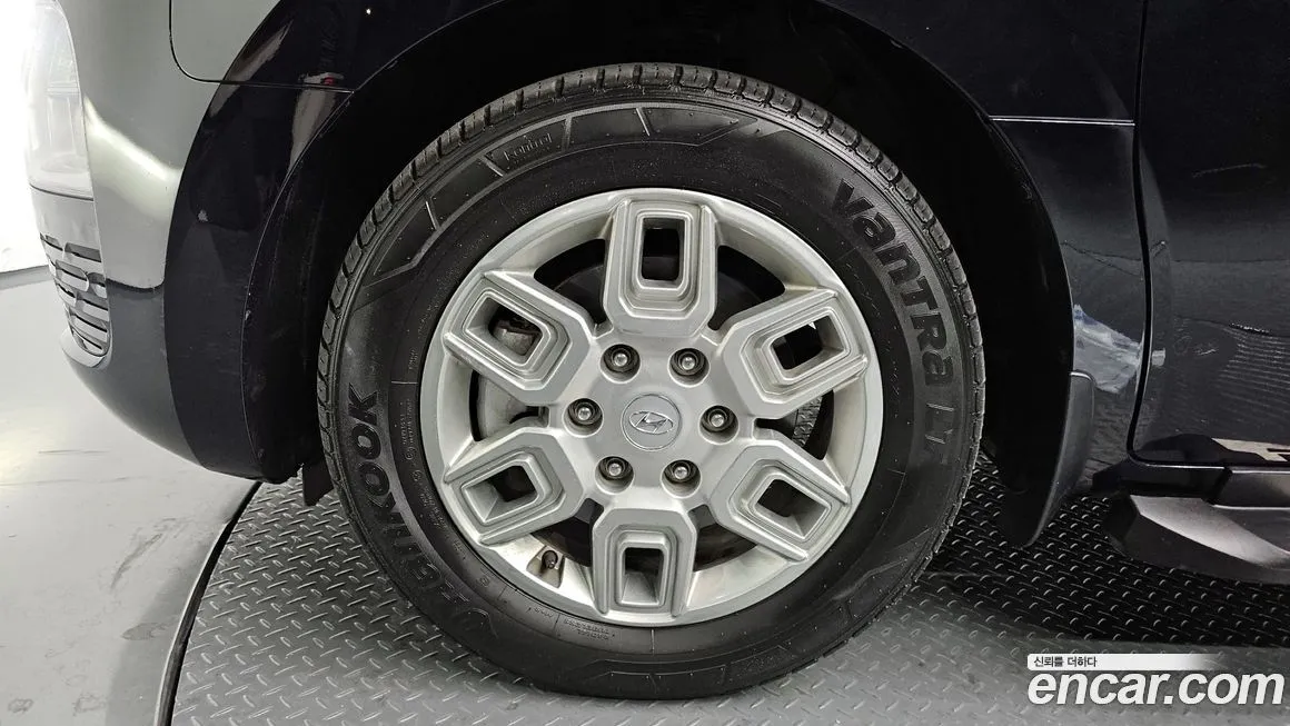 Hyundai Staria — фото 9