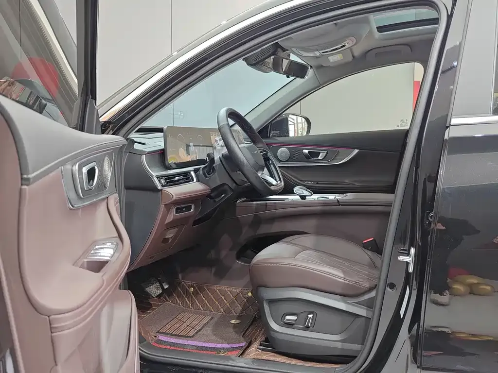 Chery Tiggo 8 PRO — фото 10
