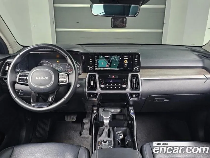 Kia Sorento — фото 8