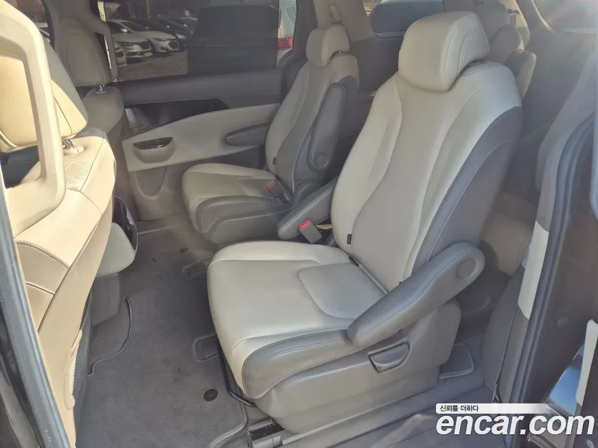 Kia Carnival — фото 2