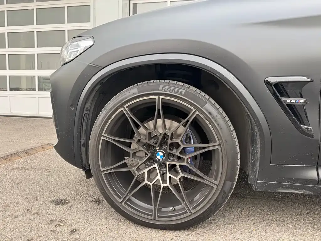 BMW X4 M40i — фото 7