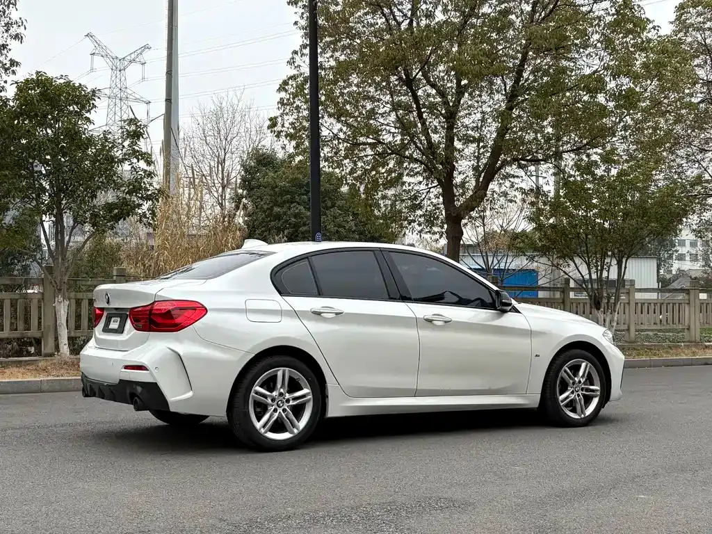 BMW 1 Series — фото 9