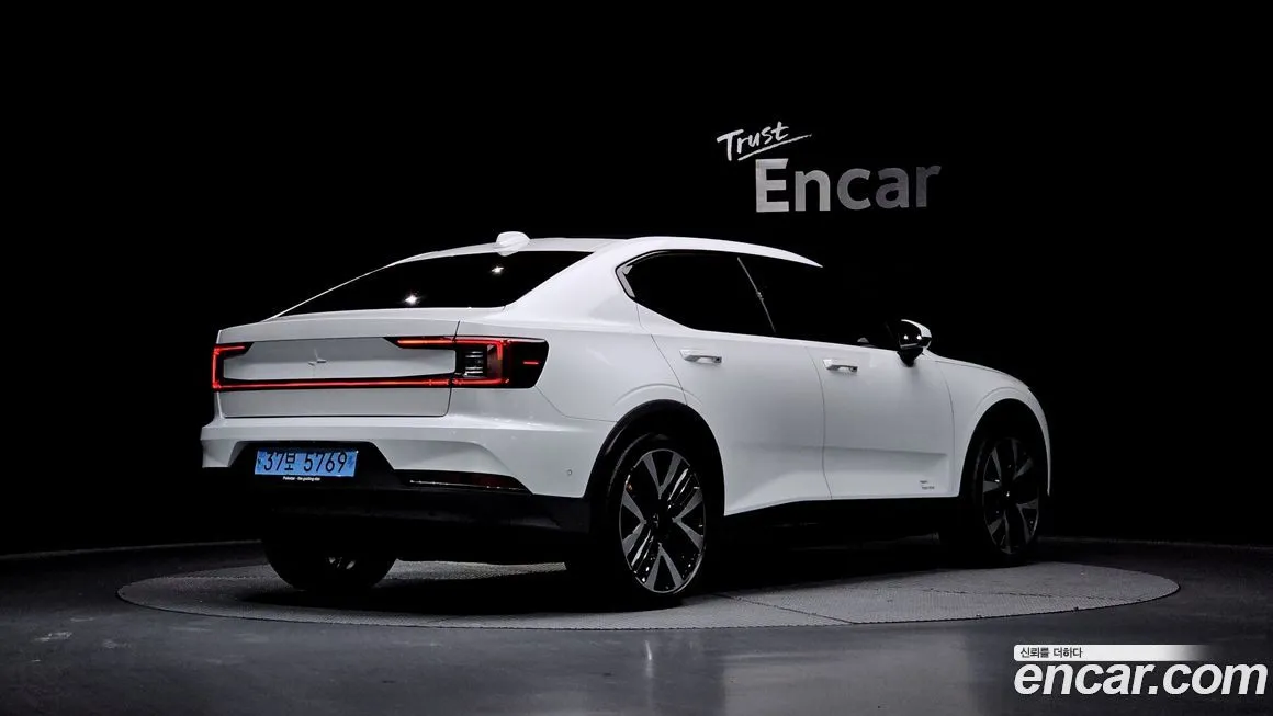 Polestar Polestar 2 — фото 2