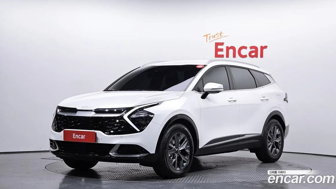 Kia Sportage — фото 1