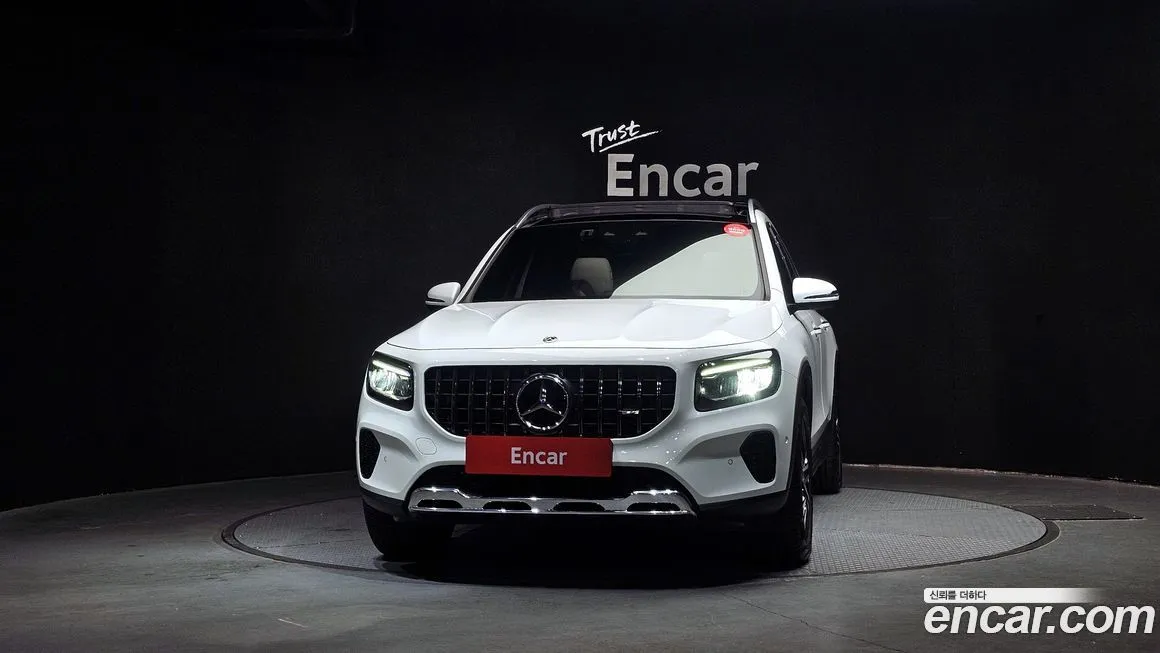 Mercedes-Benz GLB-Class — фото 10