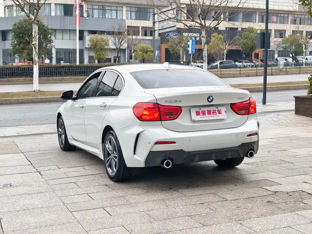 BMW 1 Series — фото 7