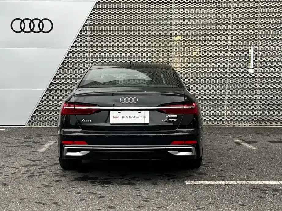 Audi A6L — фото 9