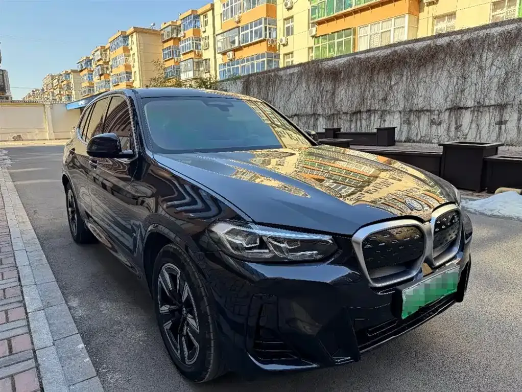 BMW iX3 — фото 5