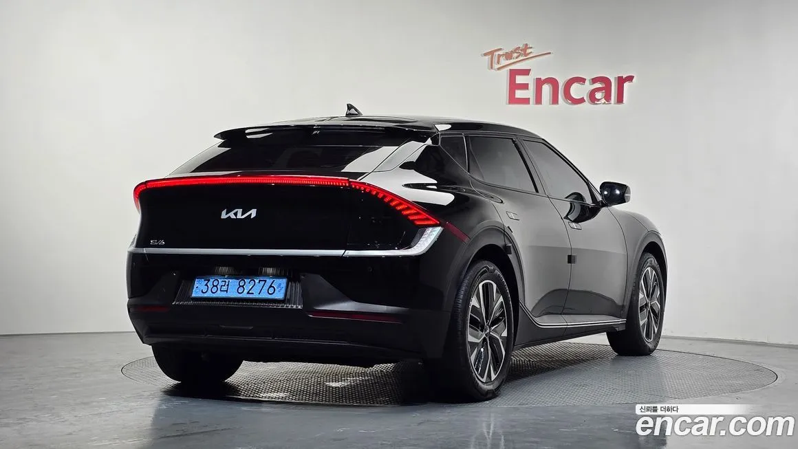 Kia EV6 — фото 5