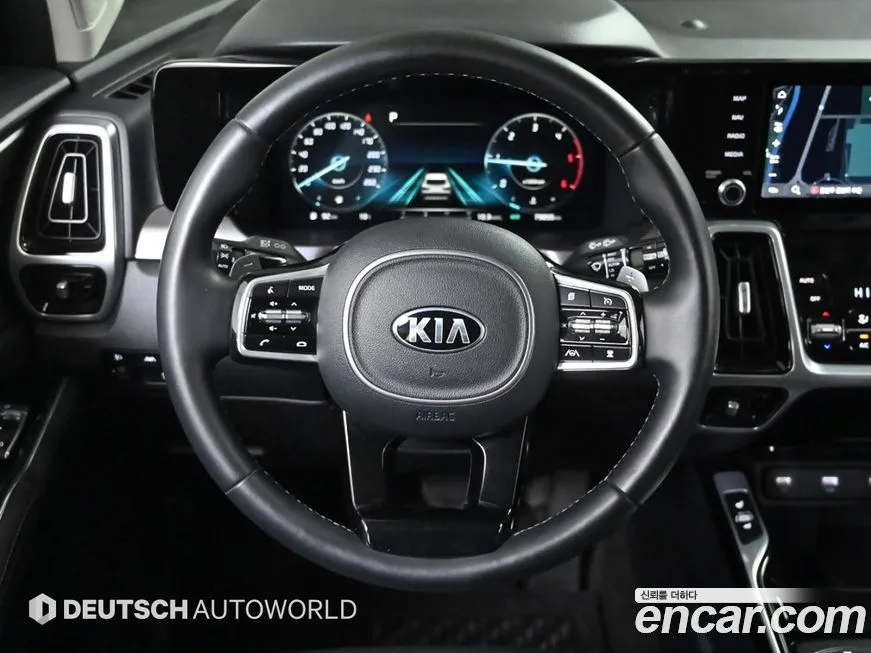 Kia Sorento — фото 10