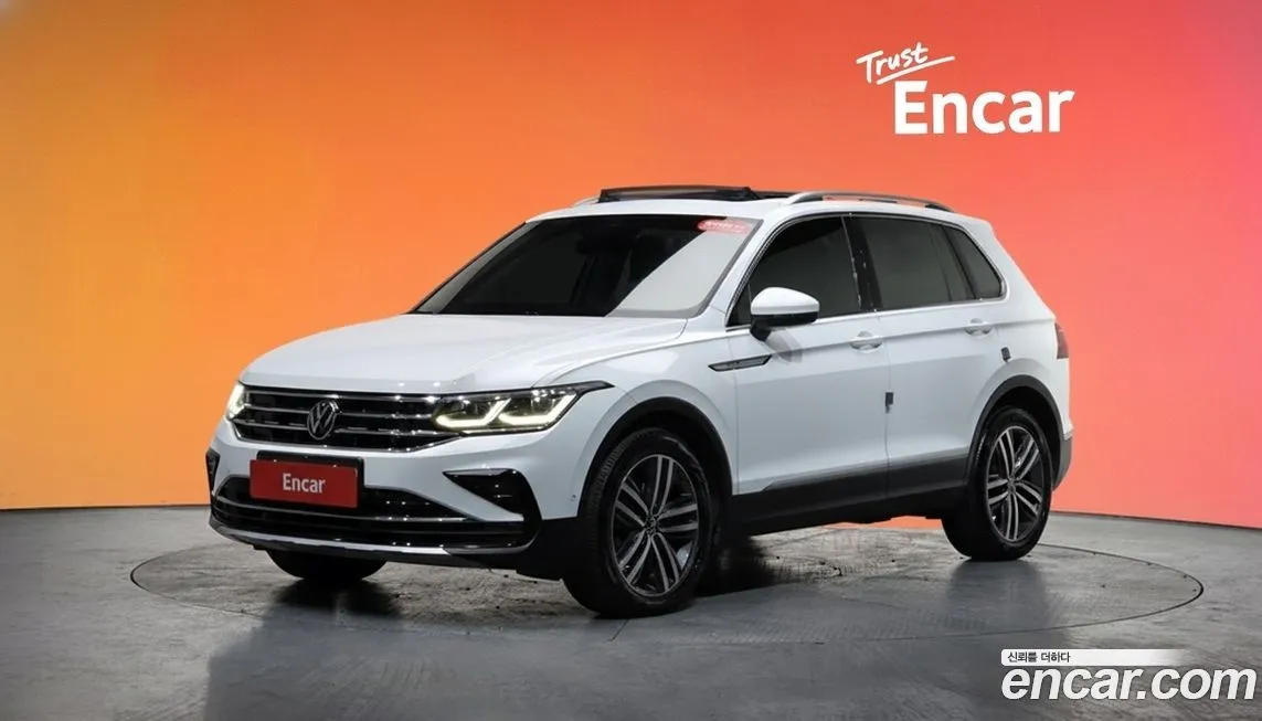 Volkswagen Tiguan — фото 1