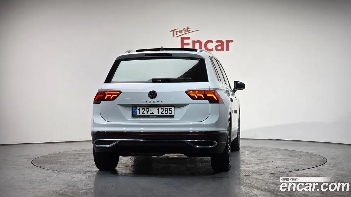 Volkswagen Tiguan — фото 4