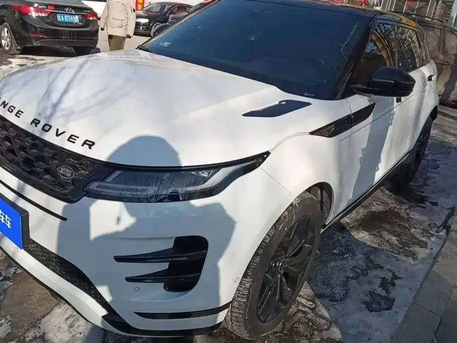 Land Rover Evoque — фото 1
