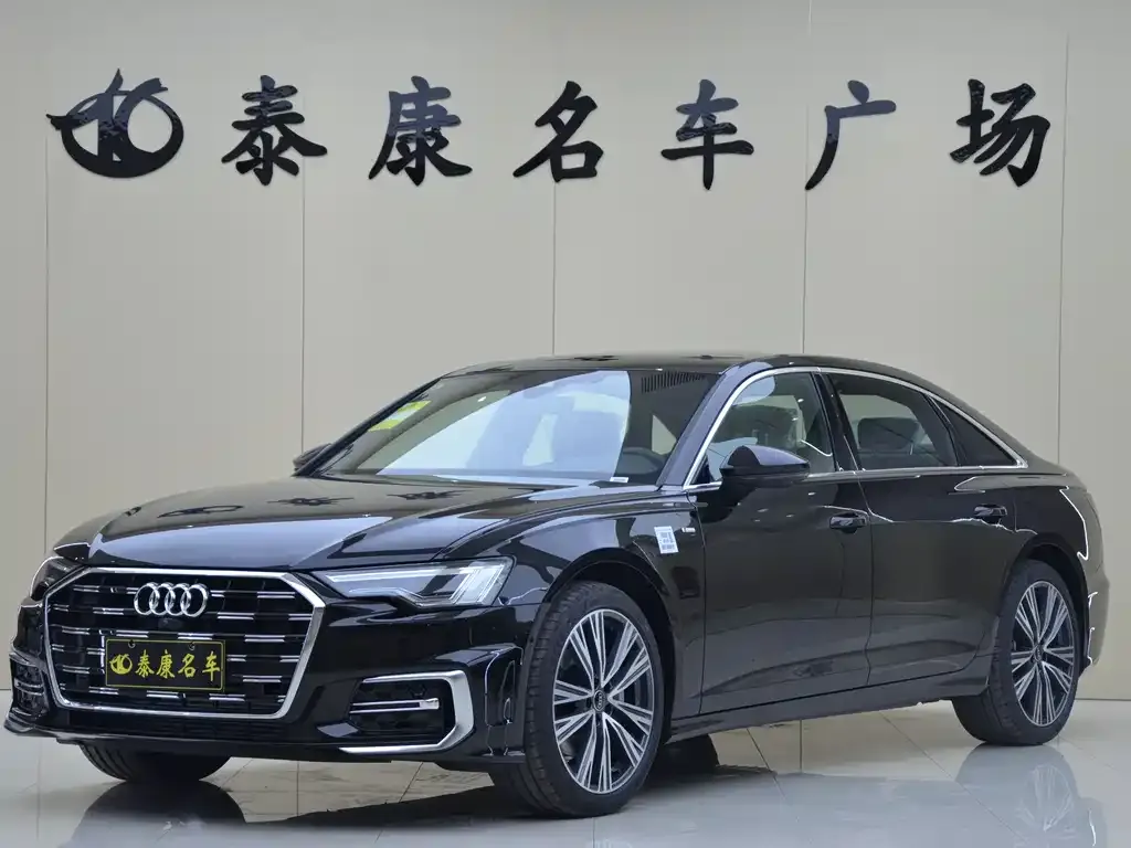 Audi A6L — фото 1