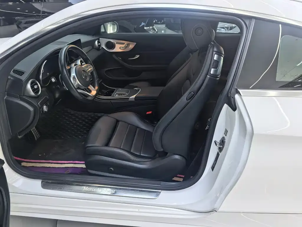 Mercedes-Benz C-Class (Import) — фото 6