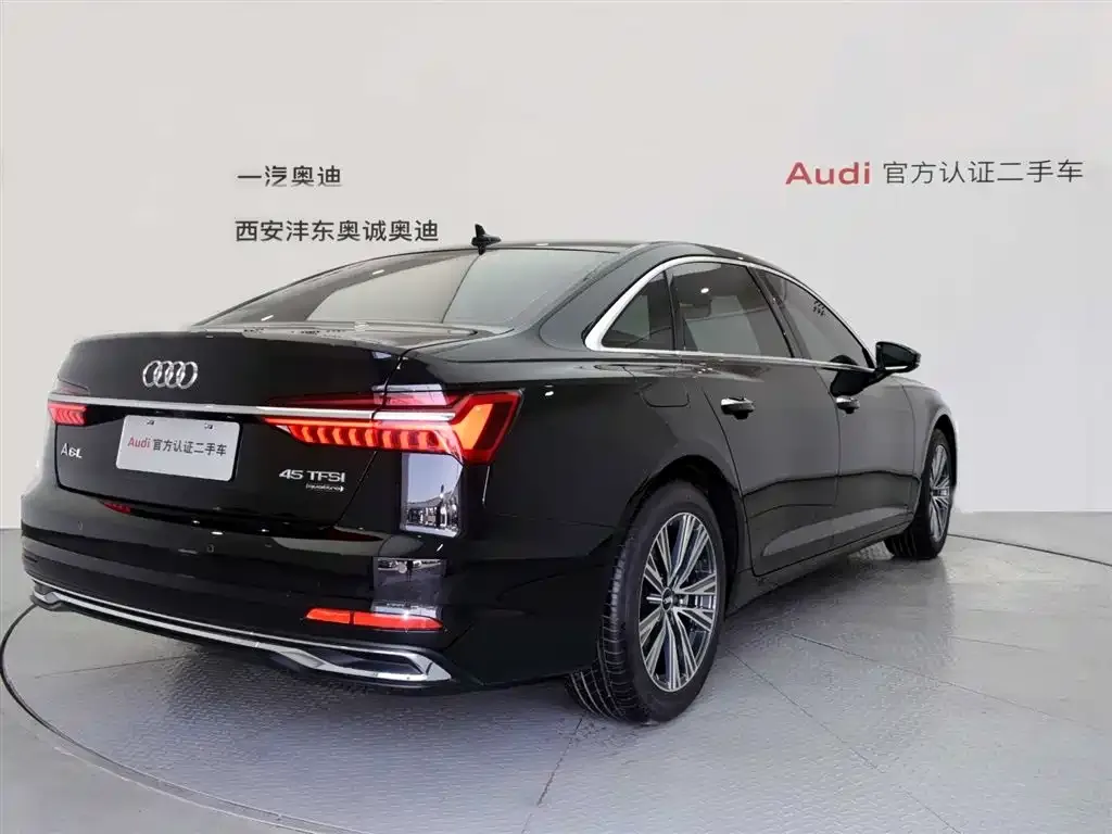 Audi A6L — фото 6