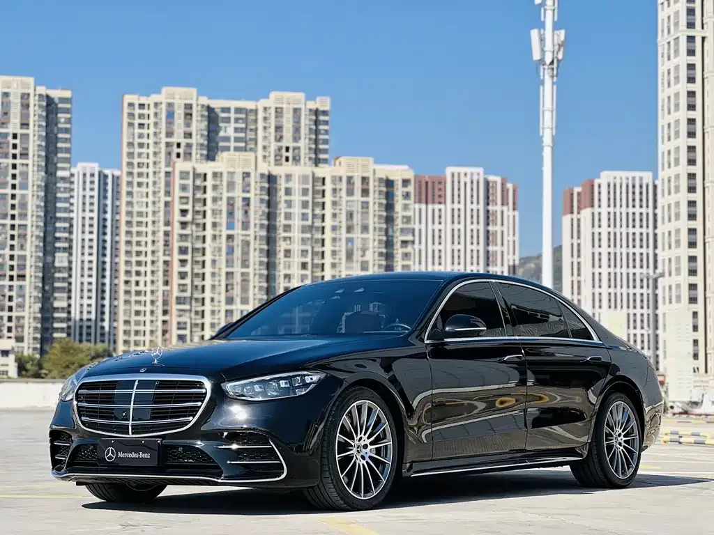 Mercedes-Benz S-Class — фото 1