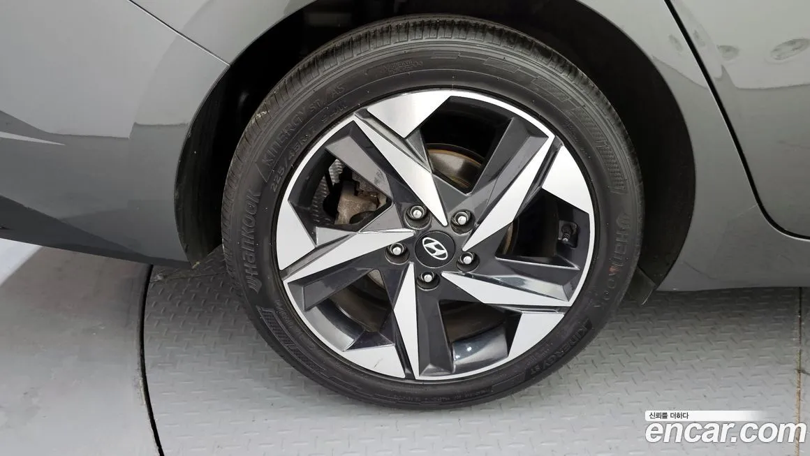 Hyundai AVANTE — фото 7