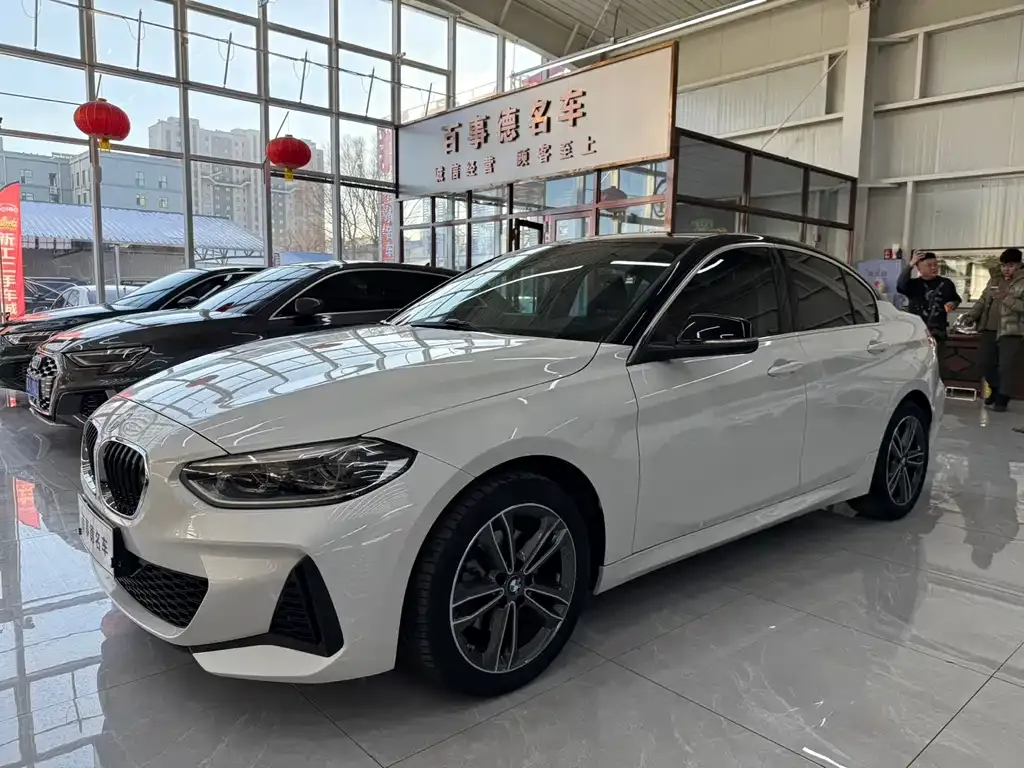 BMW 1 Series — фото 1