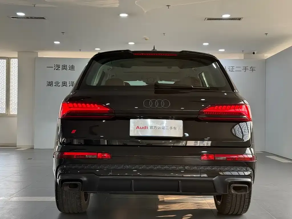 Audi Q7 — фото 4