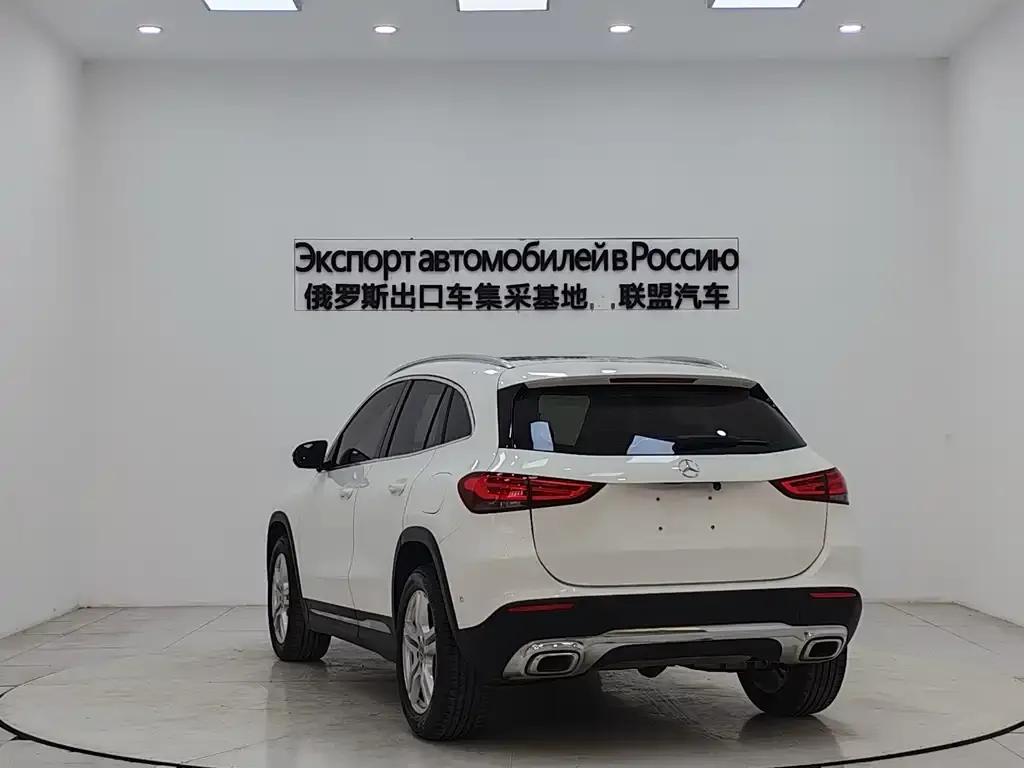 Mercedes-Benz GLA — фото 6