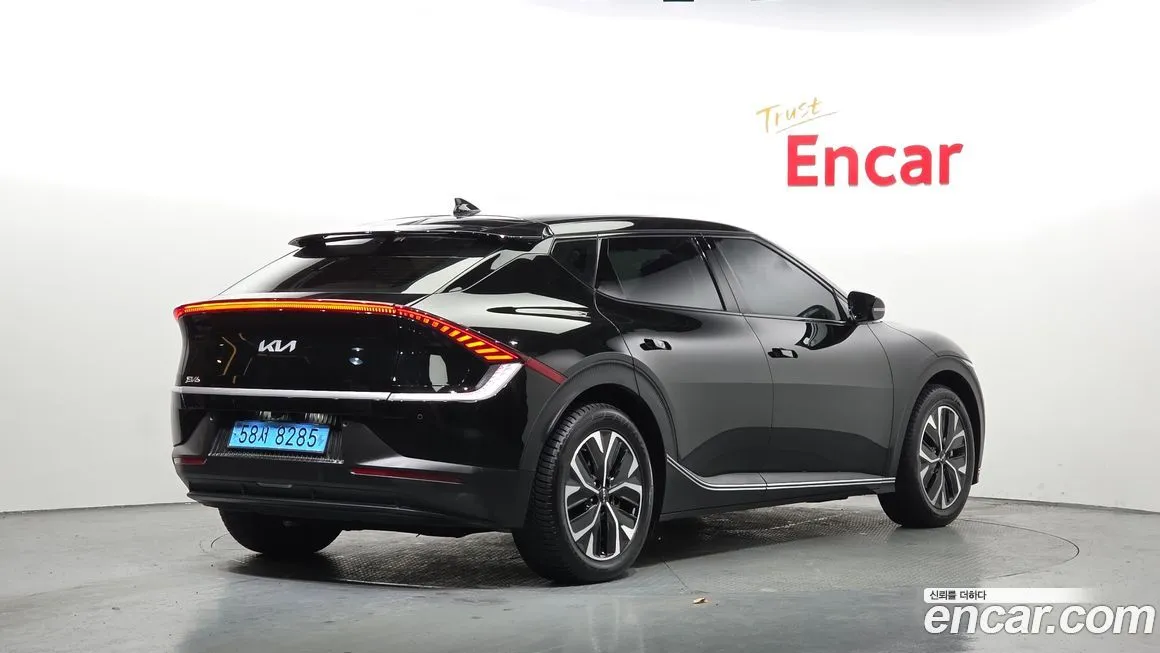 Kia EV6 — фото 6