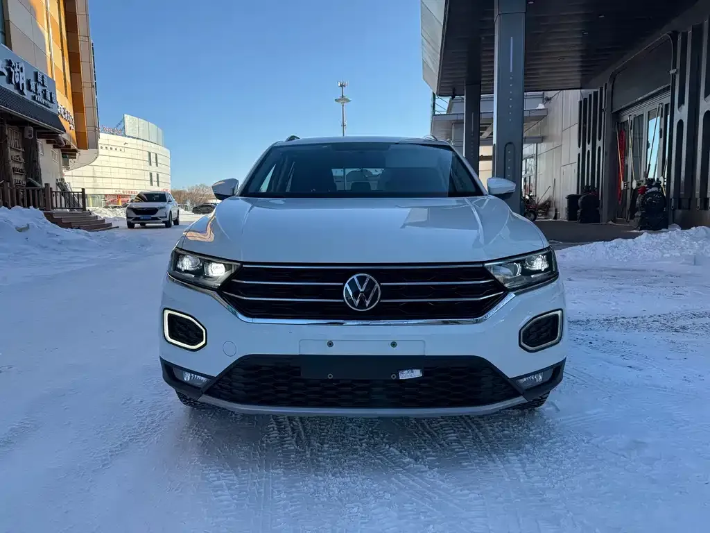 Volkswagen T-Roc — фото 5