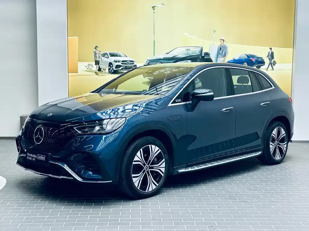 Mercedes-Benz EQE SUV — фото 1