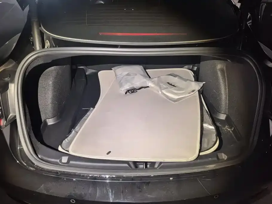 Tesla Model 3 — фото 3