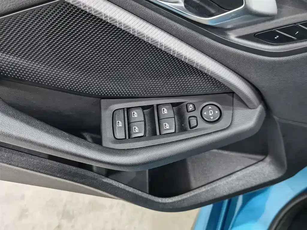 BMW 2 Series (Import) — фото 10