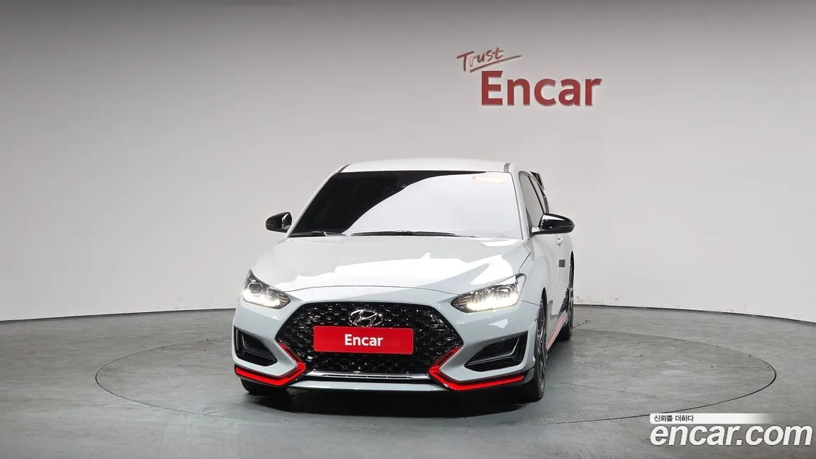 Hyundai Veloster — фото 2