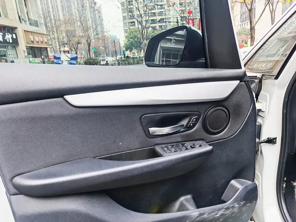 BMW 2 Series Gran Tourer — фото 4