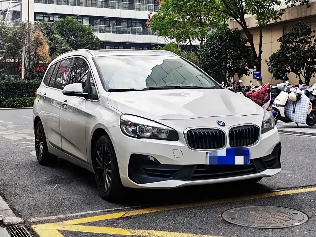 BMW 2 Series Gran Tourer — фото 10