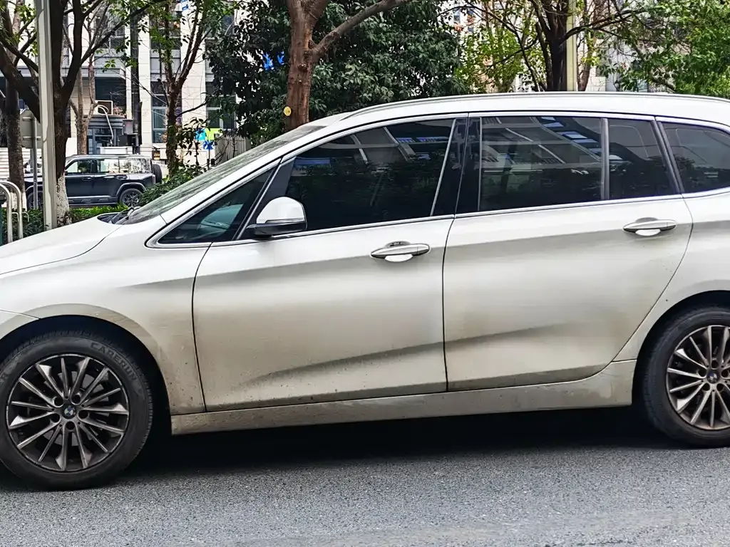BMW 2 Series Gran Tourer — фото 3