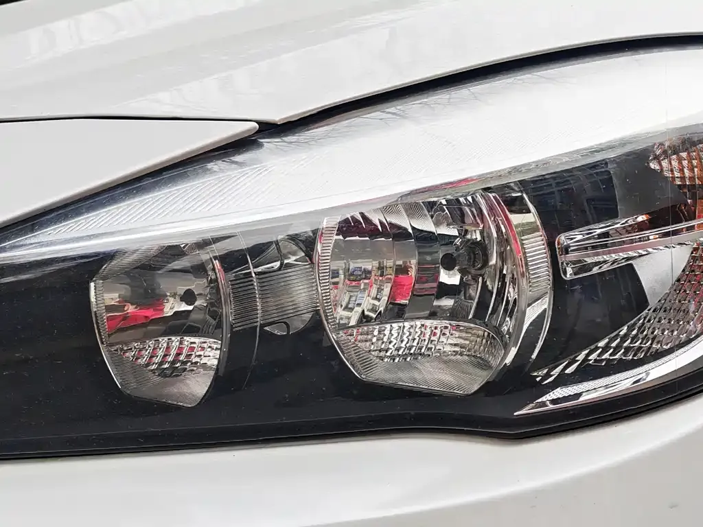 BMW 2 Series Gran Tourer — фото 5