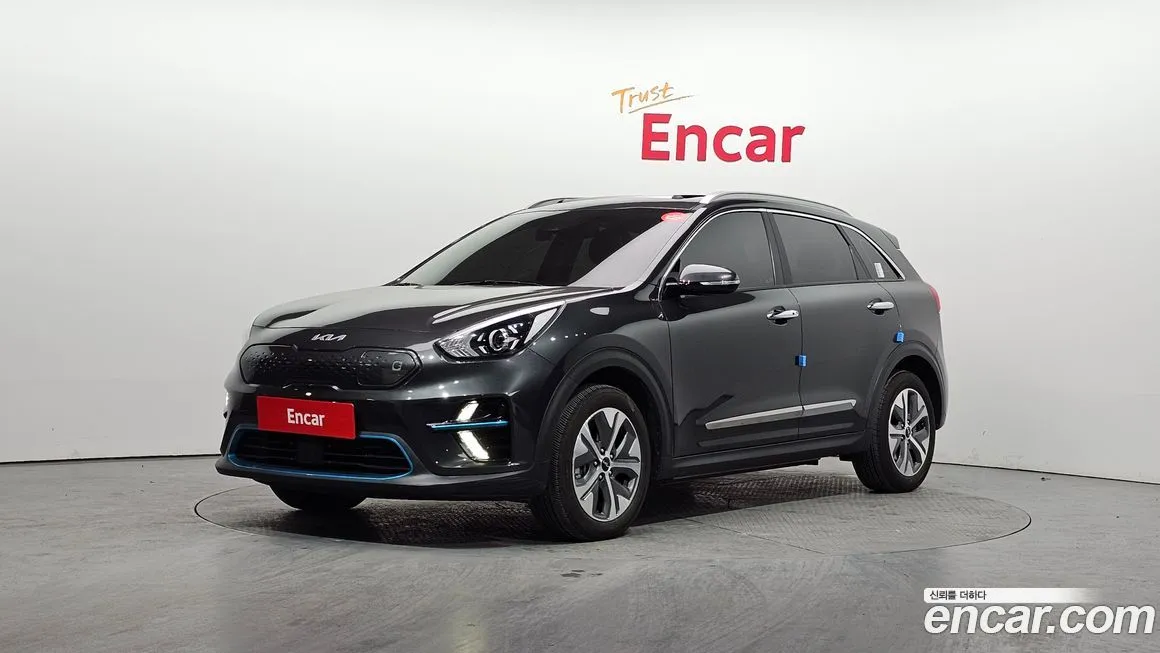 Kia Niro — фото 1